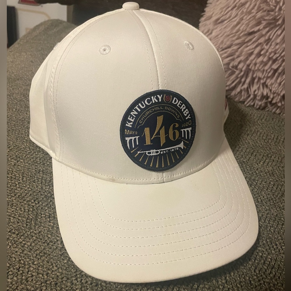 Kentucky Derby Vineyard Vines hat